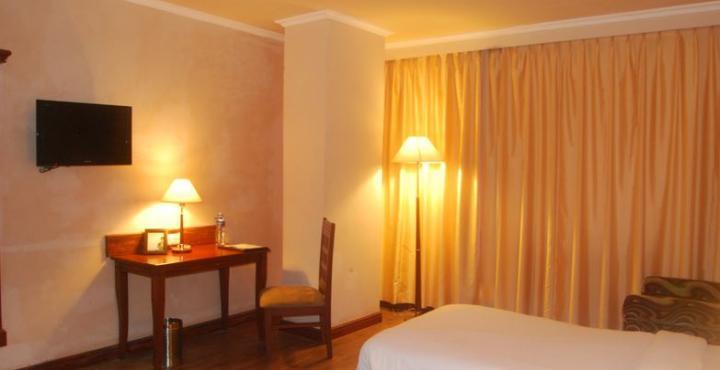 The Royal Plaza Gangtok Hotel Exterior photo