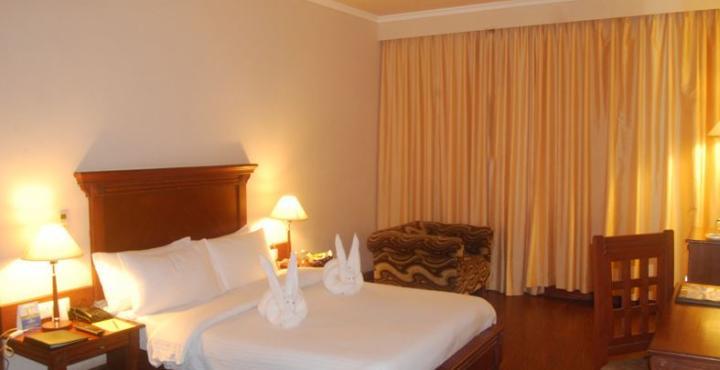 The Royal Plaza Gangtok Hotel Exterior photo