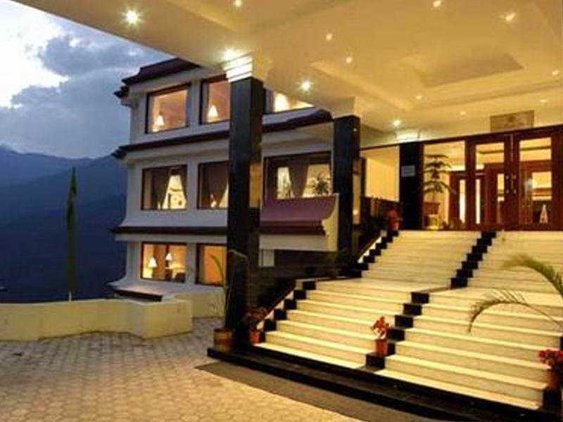 The Royal Plaza Gangtok Hotel Exterior photo