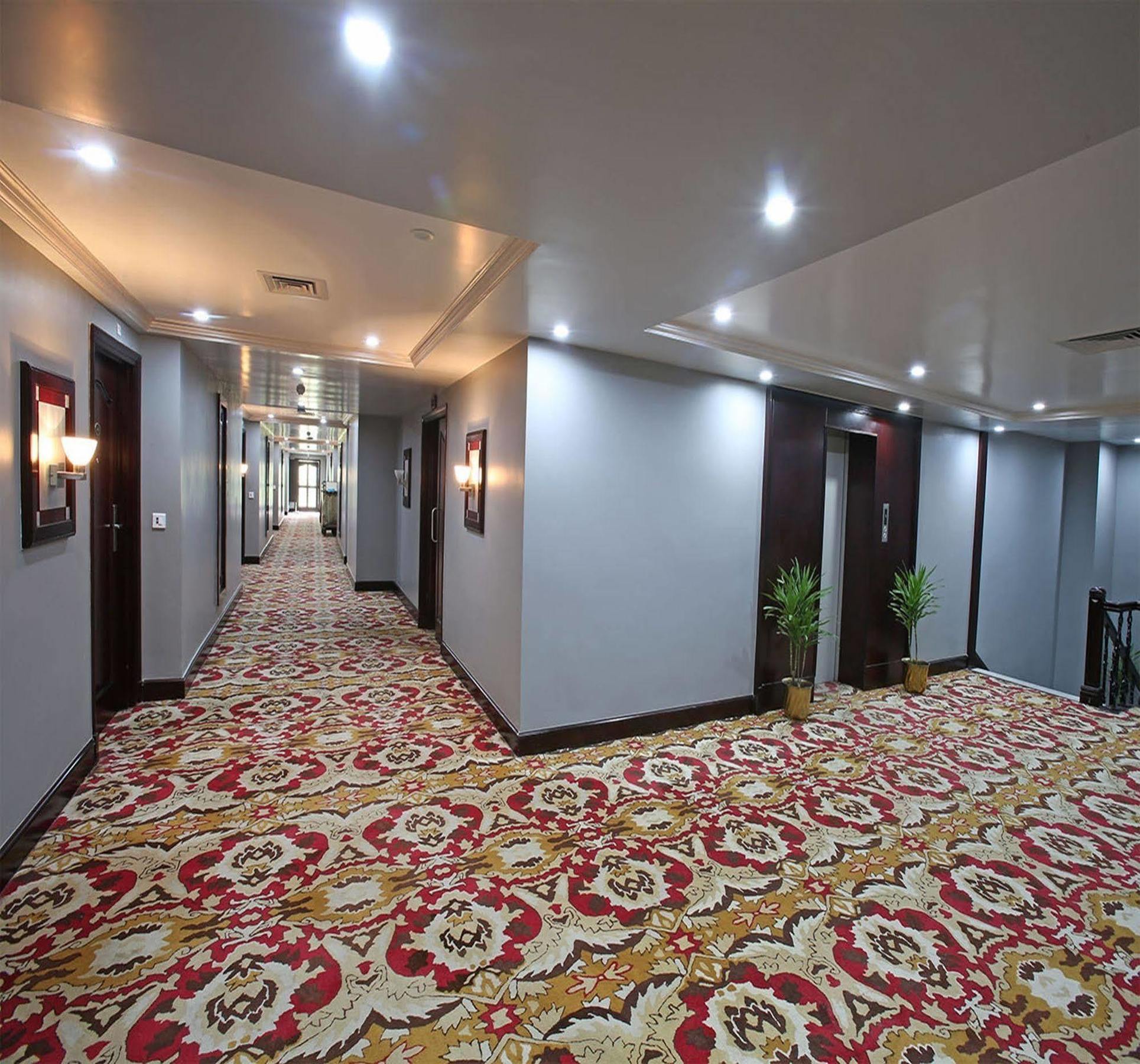 The Royal Plaza Gangtok Hotel Exterior photo